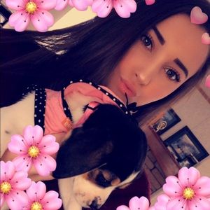 Meet your Posher, Abigail